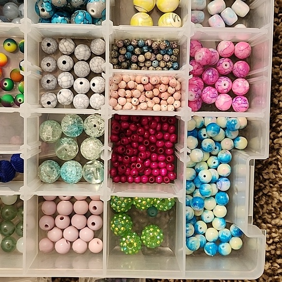 Tye dye beads - Picture 3 of 3